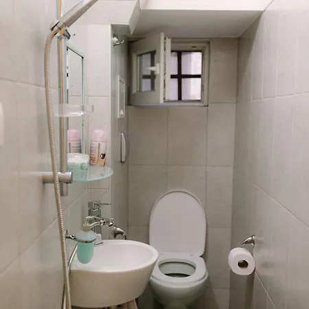 35 Seconds Away From The Main Street, Free Secured Parking * Sofia