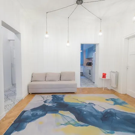 35 Seconds Away From The Main Street, Free Secured Parking Διαμέρισμα *