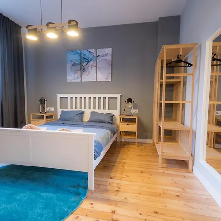 Διαμέρισμα 35 Seconds Away From The Main Street, Free Secured Parking *